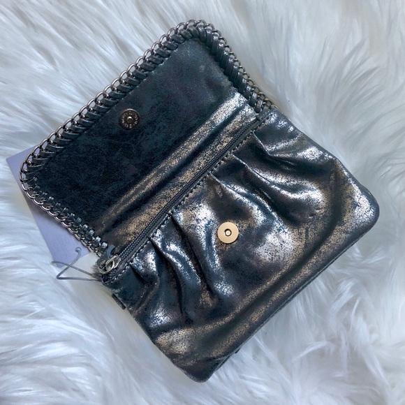 NWT Jennifer Lopez Metallic Chain Wristlet - Picture 3 of 4